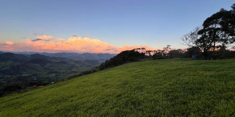 c02744b3-f7a8-4303-b2b8-342ca3851aab