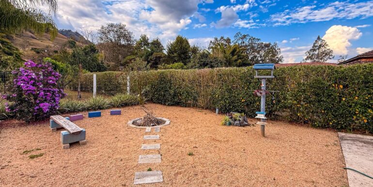 283a27d6-de5e-497f-8554-c348767a8236